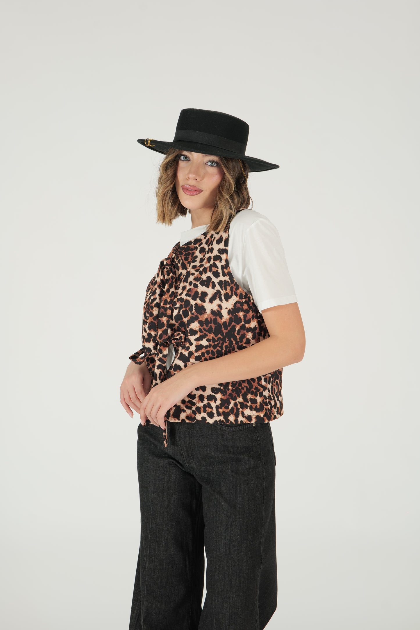 Gilet con fiocchi animalier