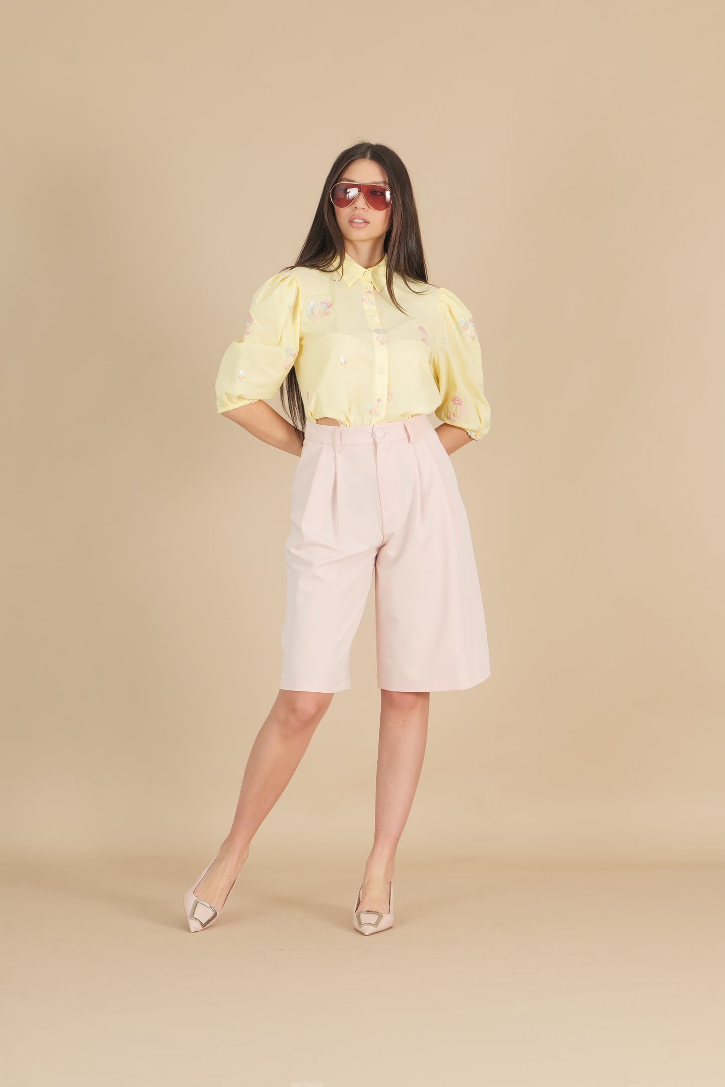 Camicia crop con ricamo paillettes