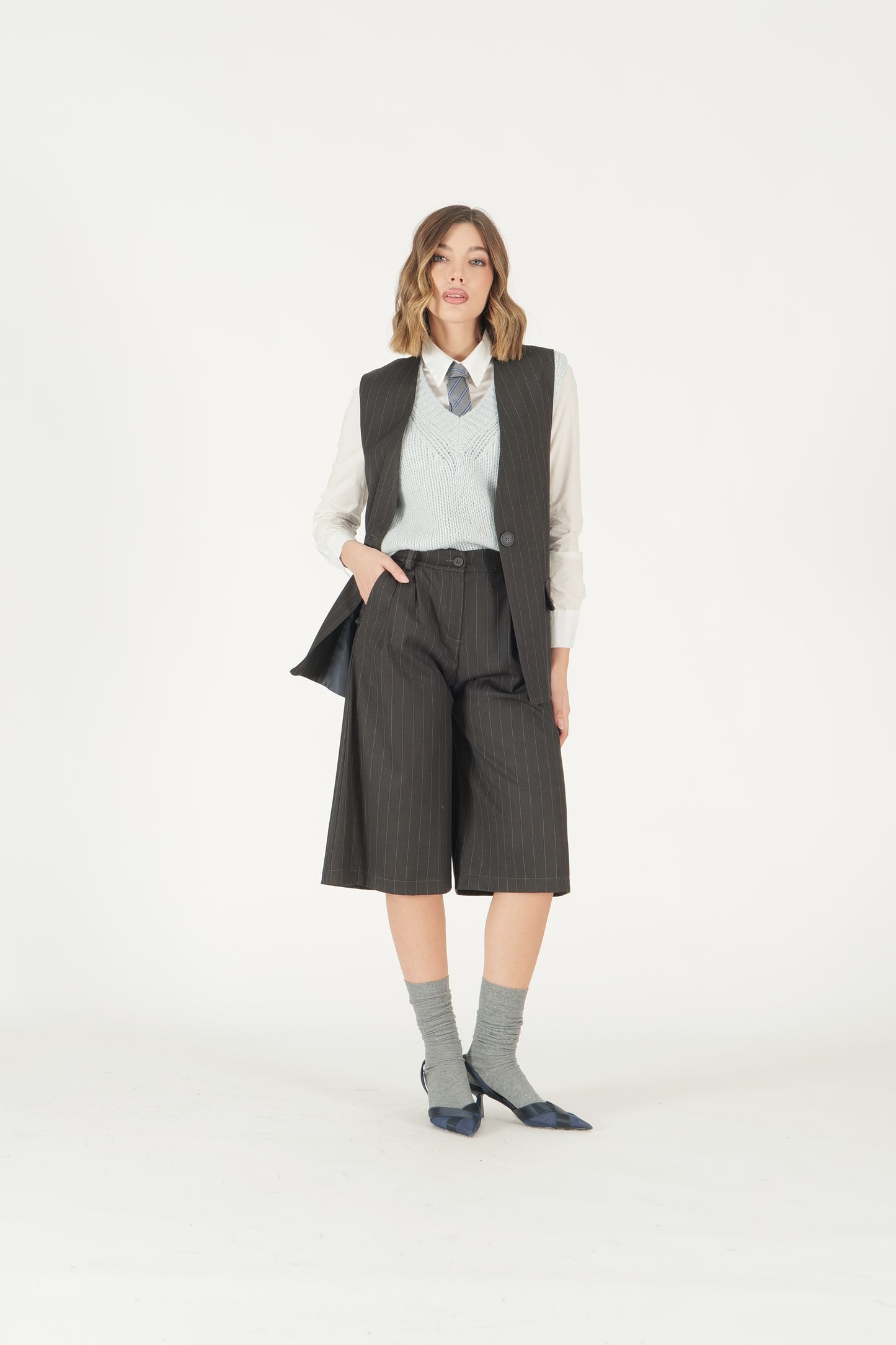 Coordinato gessato gilet e bermuda