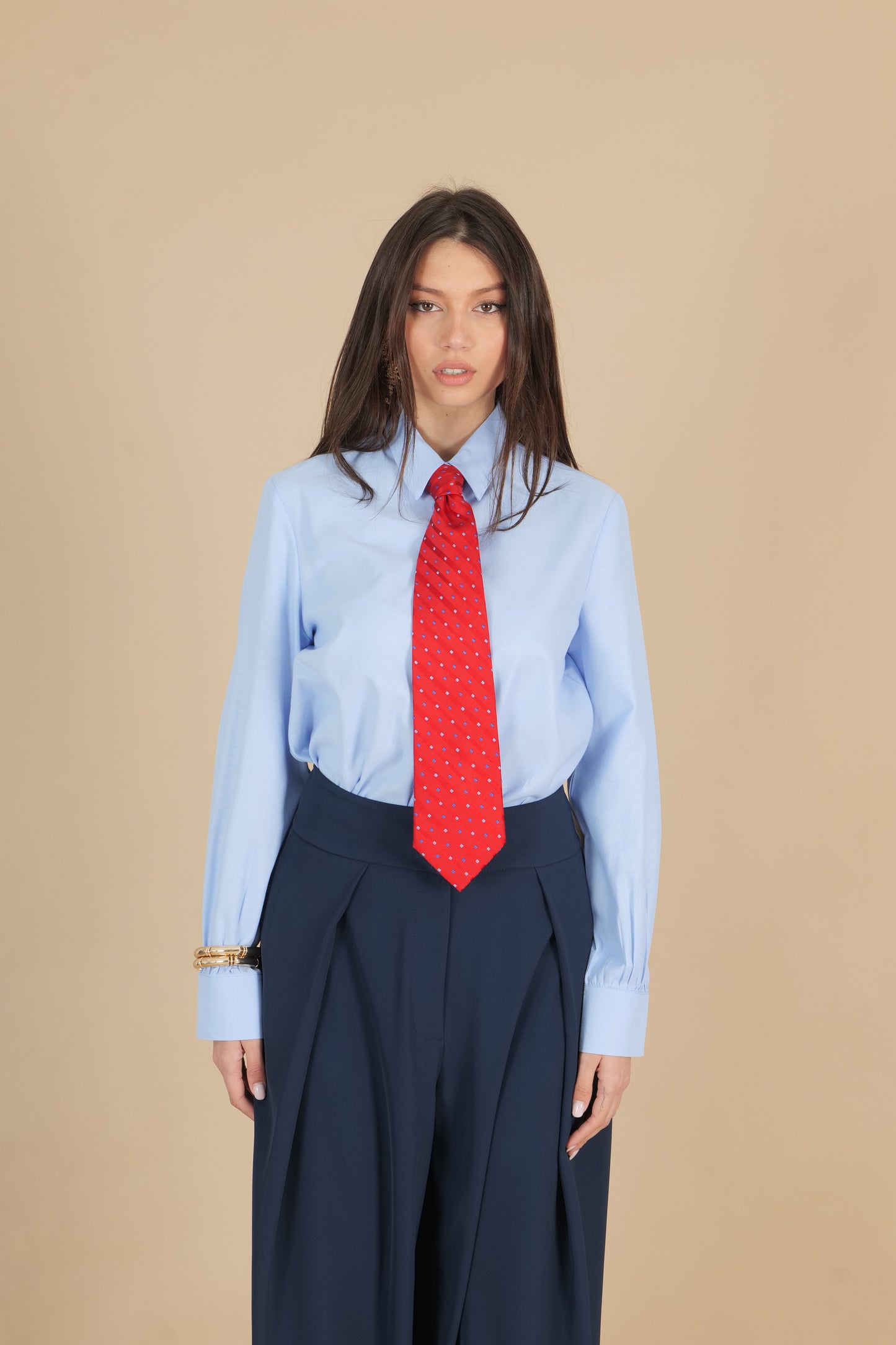 Camicia con cravatta