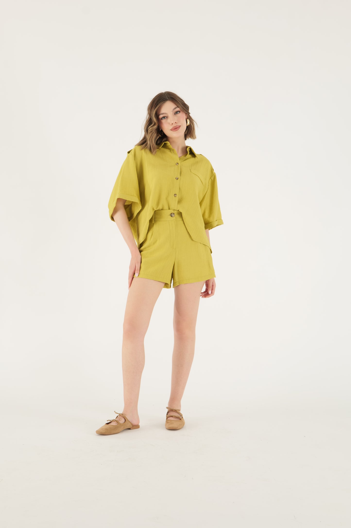Camicia con manica svasata