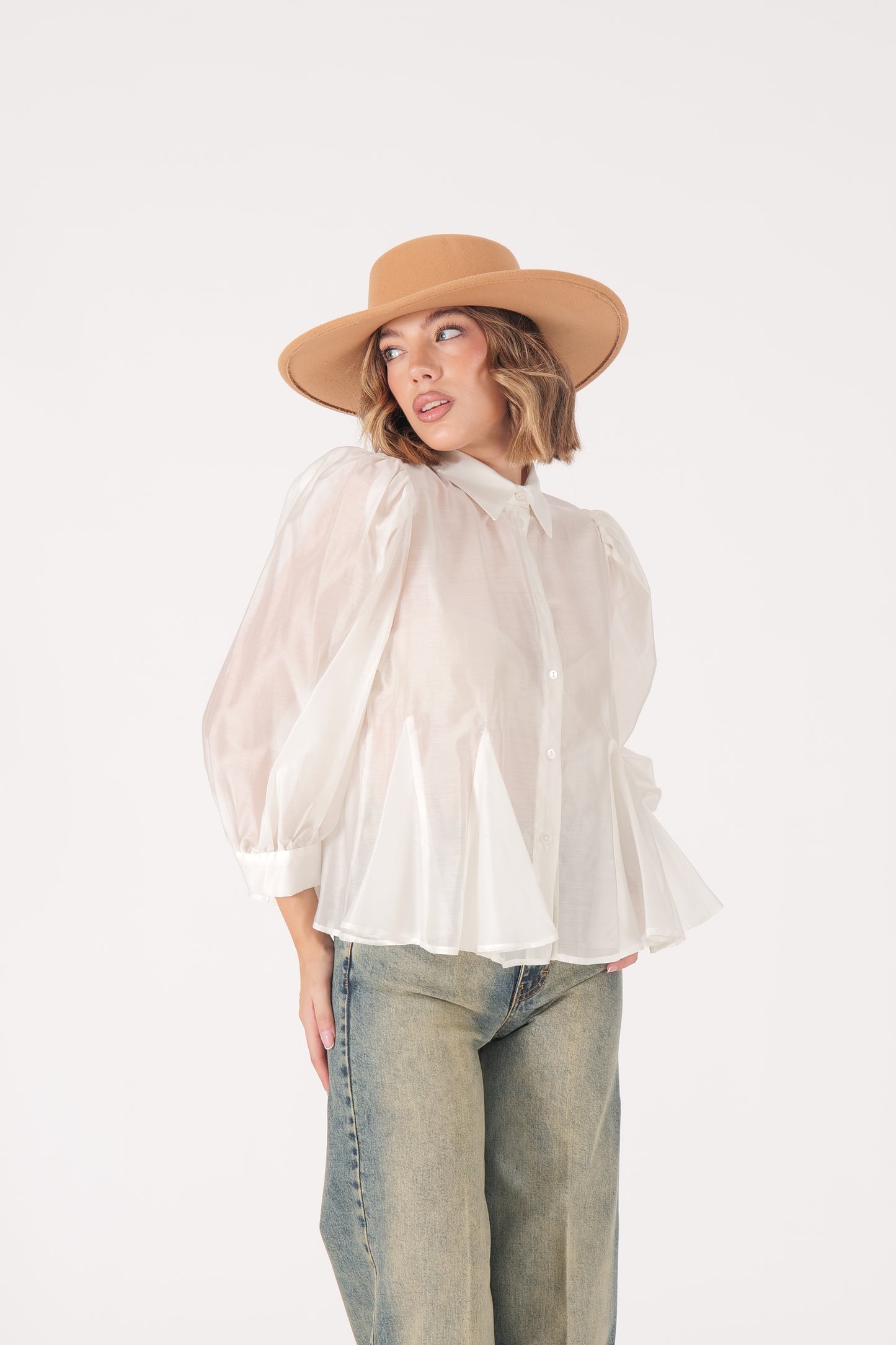 Camicia in voile con manica a palloncino