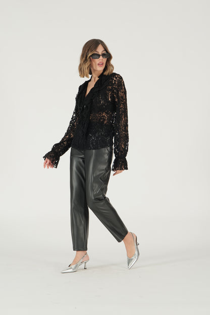 Blusa pizzo con volant