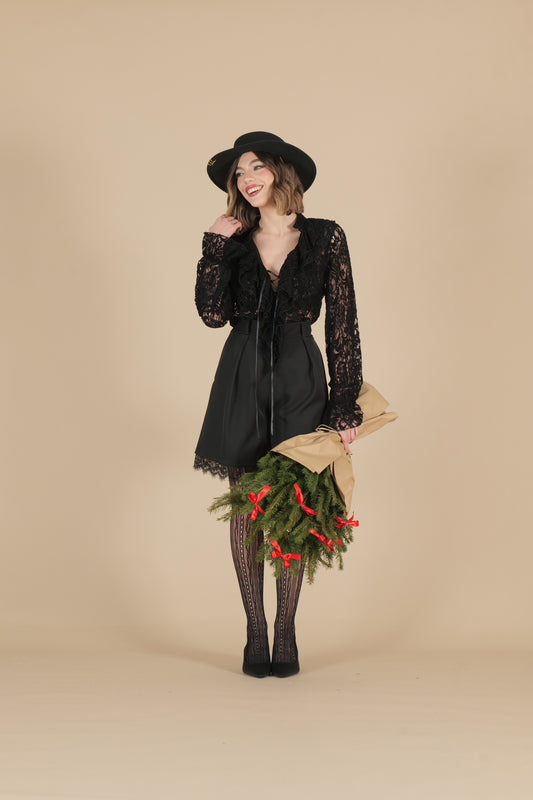 Bermuda con dettaglio pizzo