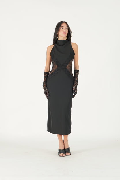 Abito con dettagli in pizzo