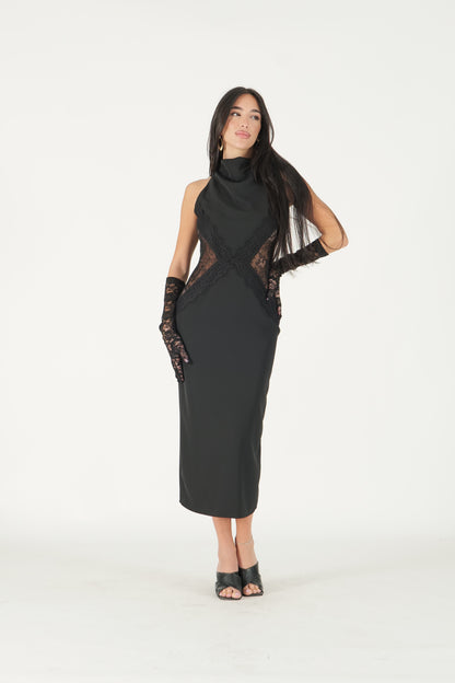 Abito con dettagli in pizzo