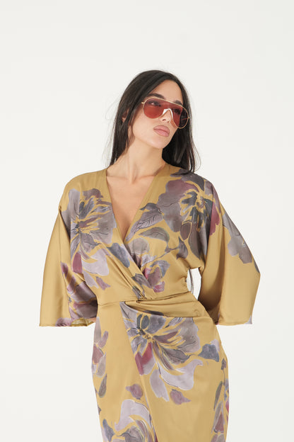 Abito floreale con incrocio