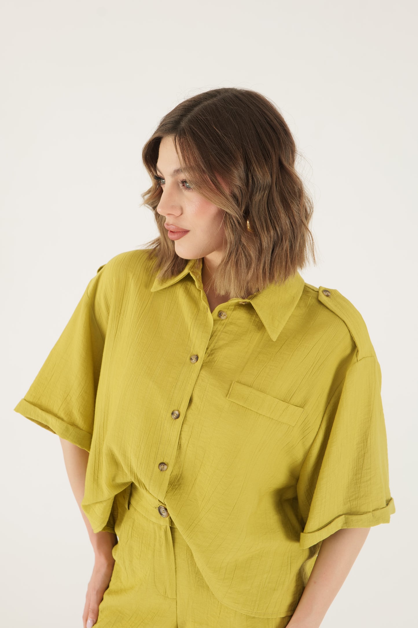 Camicia con manica svasata