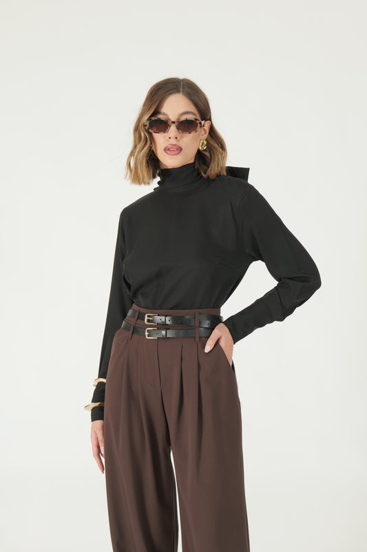 Blusa con collo a fiocco retro