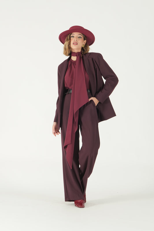 Pantalone vita alta con cintura