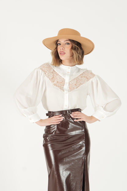 Camicia con dettaglio pizzo