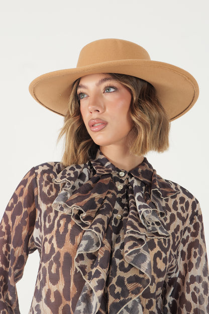 Camicia animalier con volant