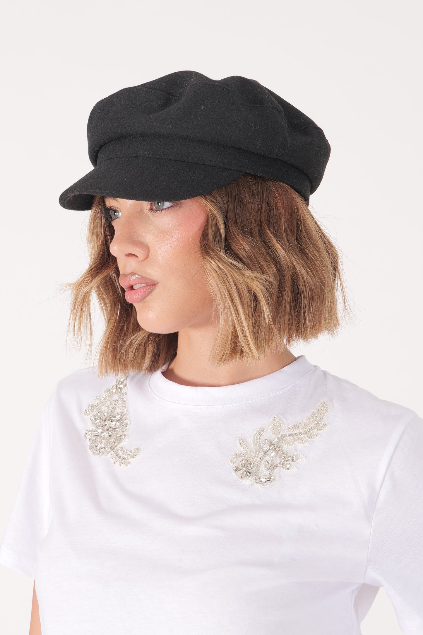 T-shirt con applicazioni