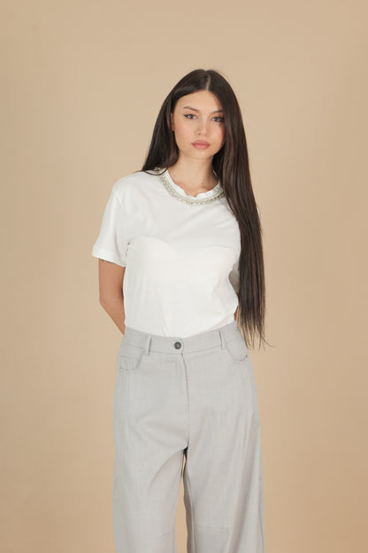 T-shirt dettaglio gioiello