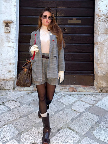 Pantaloncino a quadri con cintura